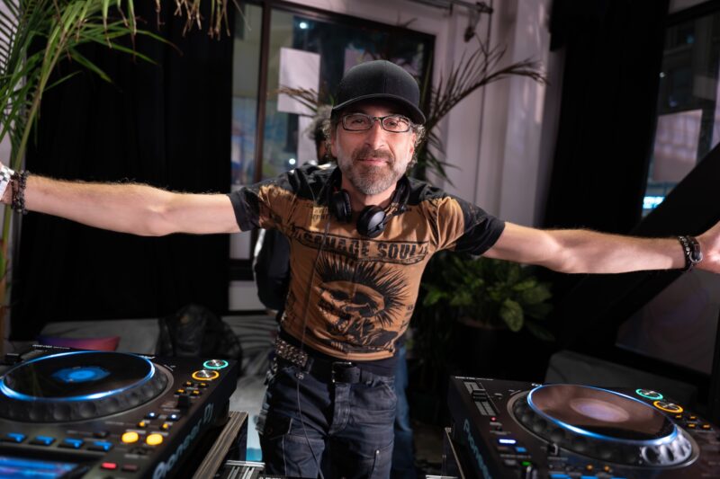 20250411 DEK02178 Enhanced NR 1