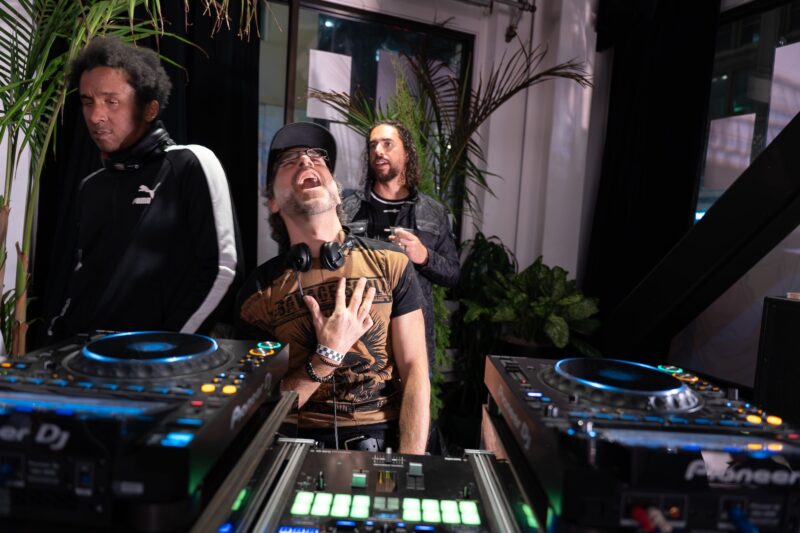 20250411 DEK02182 Enhanced NR 1